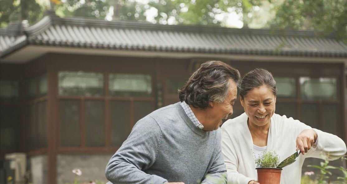 離退男士開啟人生新篇章，尋找伴侶共赴余生