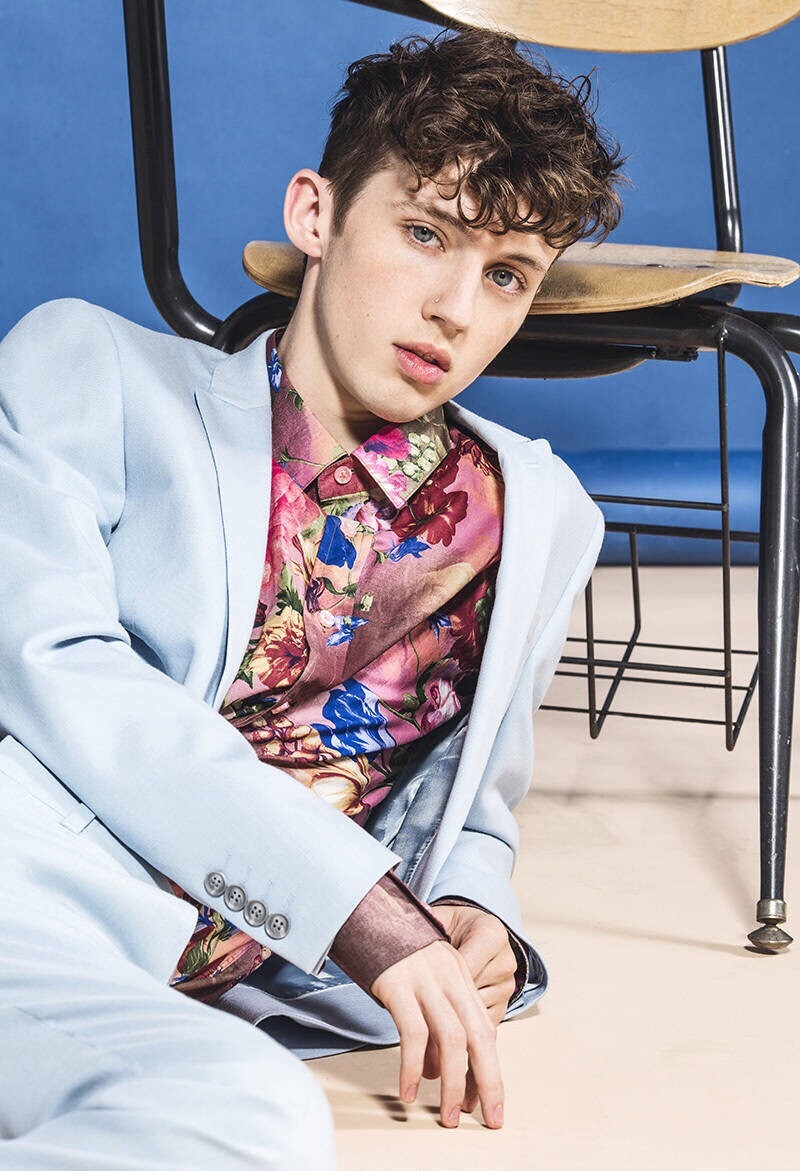 Troye Sivan，音乐与影视界的耀眼新星最新动态